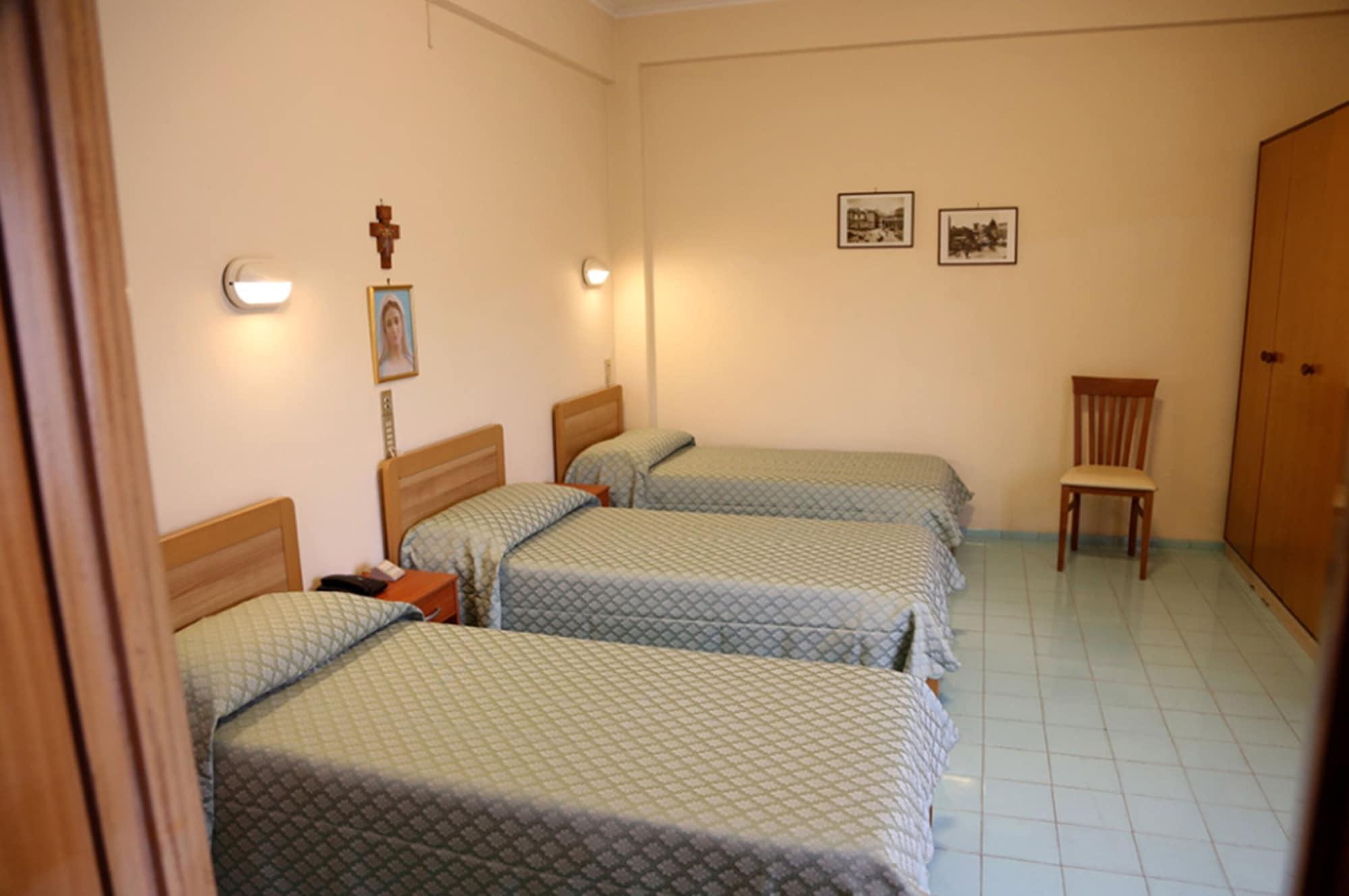 Istituto Piccole Ancelle Di Cristo Re Gasthof 3*