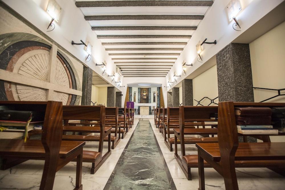 Istituto Piccole Ancelle Di Cristo Re