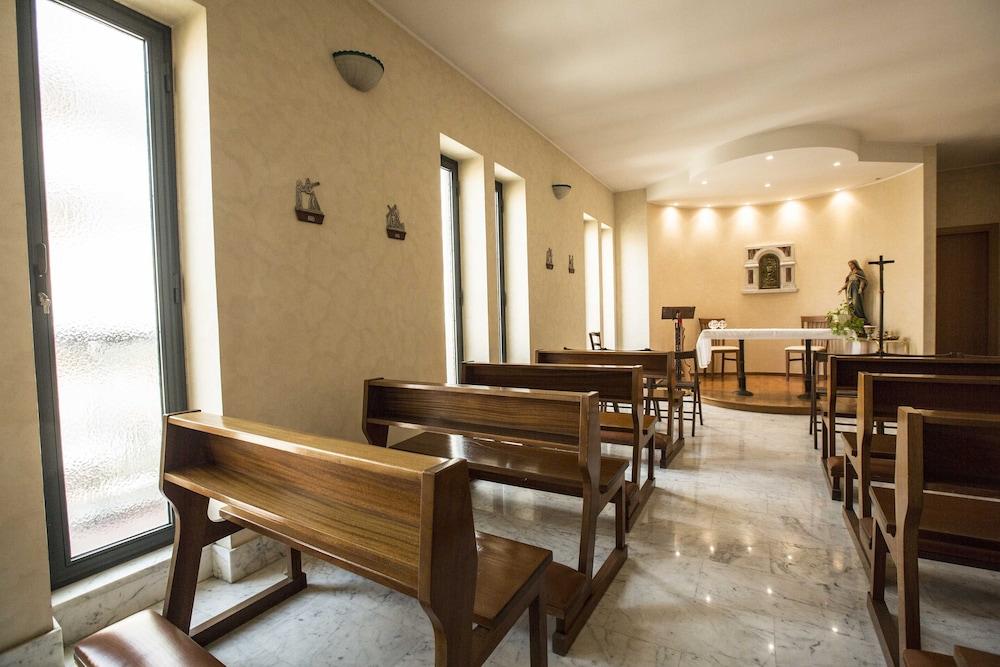 Istituto Piccole Ancelle Di Cristo Re 3* Rom